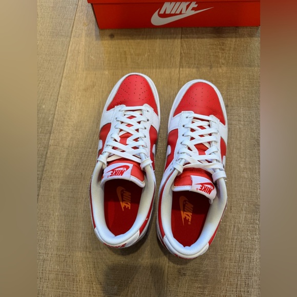 Nike Dunk Low Retro University Red/White - Picture 5 of 9